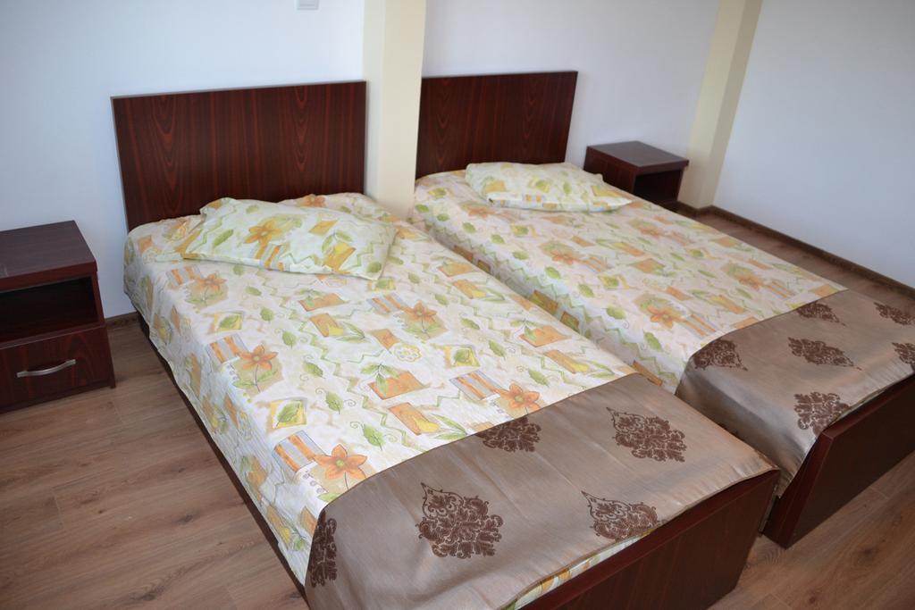 Pensiunea Meridian Corbeni Habitación foto