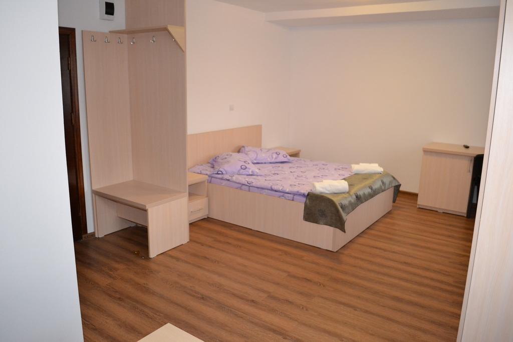 Pensiunea Meridian Corbeni Habitación foto