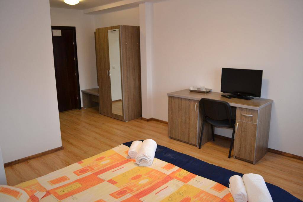 Pensiunea Meridian Corbeni Habitación foto